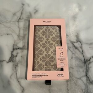 Kate spade iPhone 13 Pro case